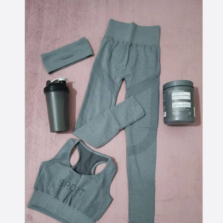 نیم تنه و لگ ورزشی طوسی و آبی