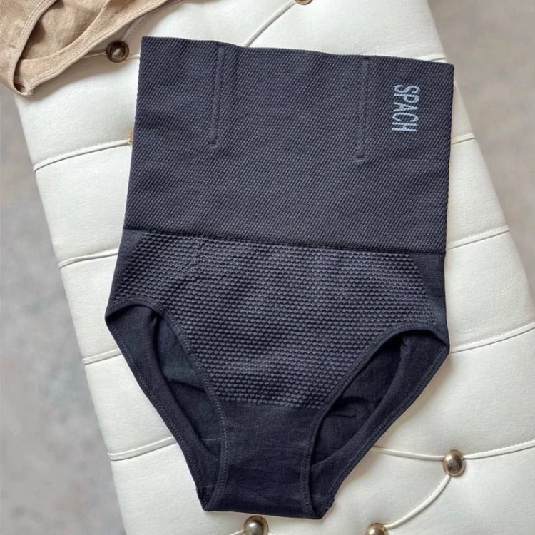 گن شورتی برند اسپاچ رنگ مشکی با جنس نخی راحت