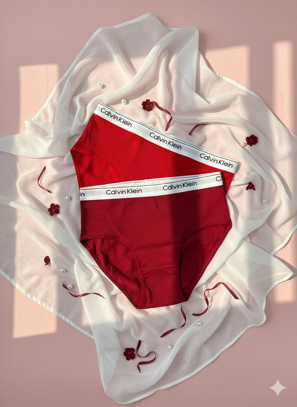 شورت قرمز و زرشکی کلوین کلاین زنانه