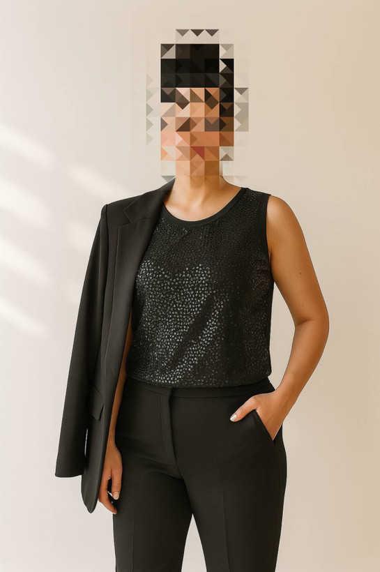 تاپ پولکی مشکی مناسب زیر کت