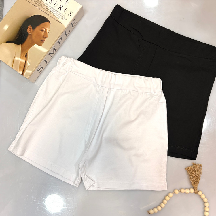 شورتک نخ پنبه سفید و مشکی کمر کش راحت